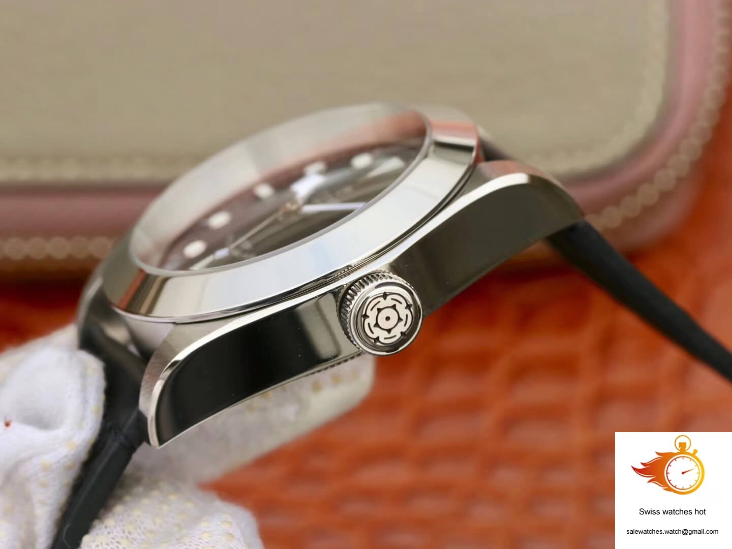 Tudor Heritage Black Bay M79540-0007 TW Factory Black Dial 6 Tudor Heritage Black Bay M79540-0007 TW Factory Black Dial 6