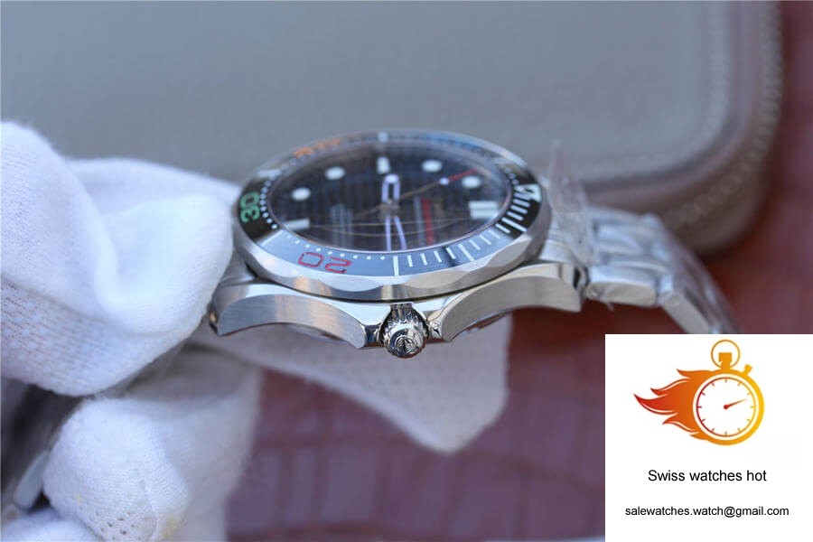 Omega Seamaster Diver 300M 522.30.41.20.01.001 V6 Factory Black Dial 6 Omega Seamaster Diver 300M 522.30.41.20.01.001 V6 Factory Black Dial 6