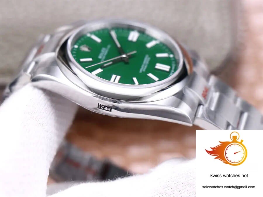 Rolex Oyster Perpetual M124300-0005 41MM EW Factory Green Dial 6 Rolex Oyster Perpetual M124300-0005 41MM EW Factory Green Dial 6