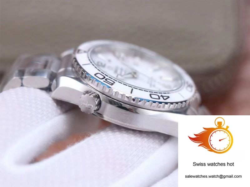 Omega Seamaster 215.30.40.20.04.001 Planet Ocean 600M VS Factory White Dial 6 Omega Seamaster 215.30.40.20.04.001 Planet Ocean 600M VS Factory White Dial 6