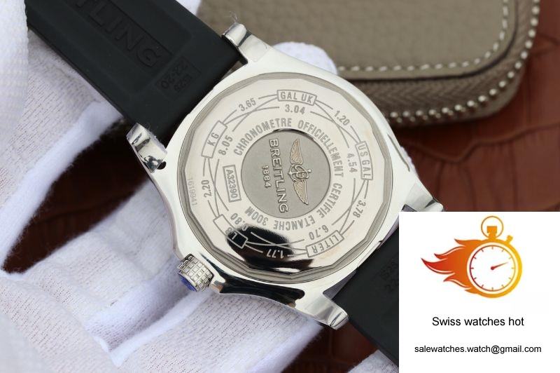 Breitling Avenger II GMT A3239011/G778/153S GF Factory White Dial 6 Breitling Avenger II GMT A3239011/G778/153S GF Factory White Dial 6