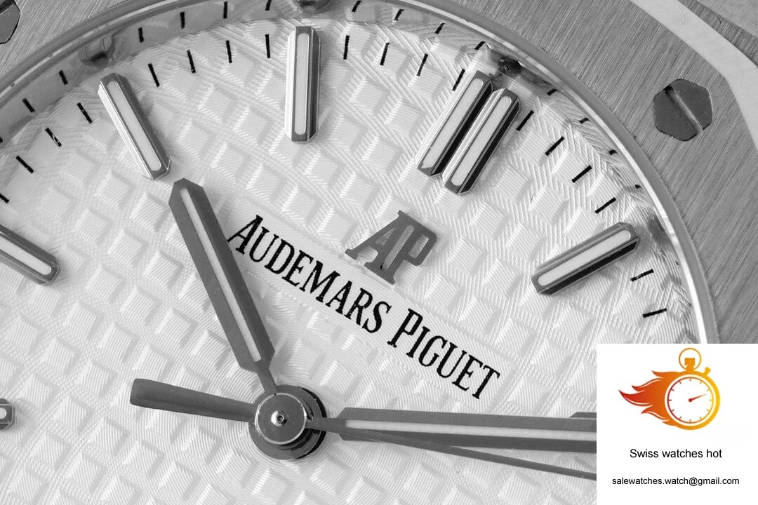 Audemars Piguet Royal Oak 77350ST.OO.1261ST.01 8F Factory Silver Dial 6 Audemars Piguet Royal Oak 77350ST.OO.1261ST.01 8F Factory Silver Dial 6