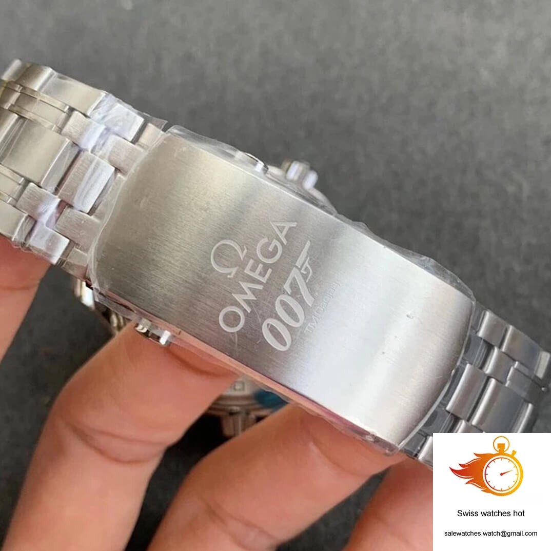 Omega Seamaster Diver 300M 210.22.42.20.01.004 OR Factory Stainless Steel Strap 6 Omega Seamaster Diver 300M 210.22.42.20.01.004 OR Factory Stainless Steel Strap 6