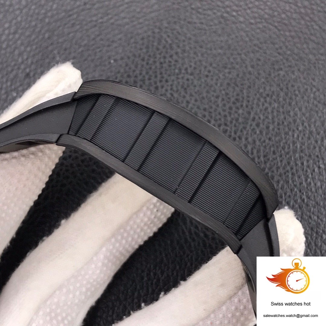 Richard Mille RM-011 KV Factory Forged Carbon Black Strap 6 Richard Mille RM-011 KV Factory Forged Carbon Black Strap 6