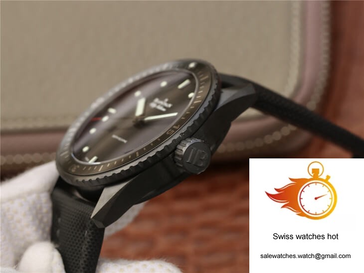 Blancpain Fifty Fathoms Bathyscaphe 5000-0130-B52-B GF Factory Black Ceramic 6 Blancpain Fifty Fathoms Bathyscaphe 5000-0130-B52-B GF Factory Black Ceramic 6
