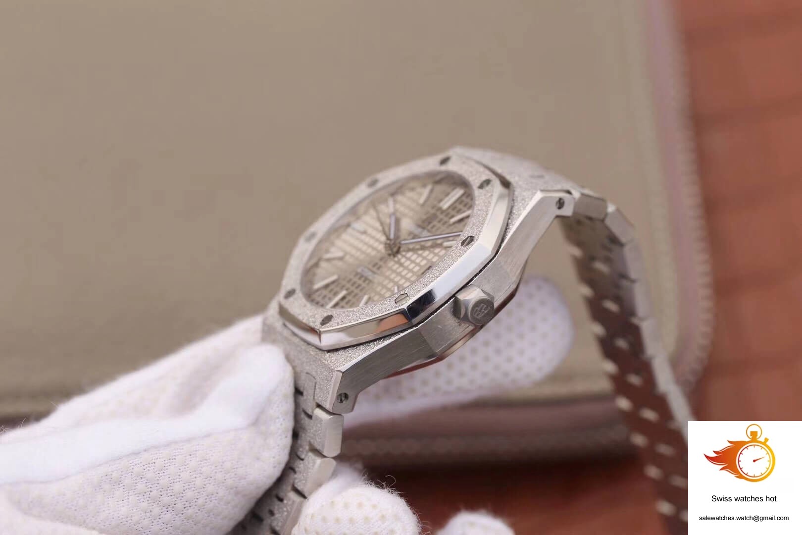 Audemars Piguet Royal Oak 15454BC.GG.1259BC.01 JH Factory Rhodium Dial 6 Audemars Piguet Royal Oak 15454BC.GG.1259BC.01 JH Factory Rhodium Dial 6
