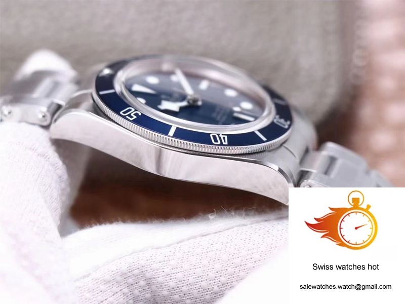 Tudor Black Bay Fifty-Eight M79030B-0001 ZF Factory Blue Dial 6 Tudor Black Bay Fifty-Eight M79030B-0001 ZF Factory Blue Dial 6