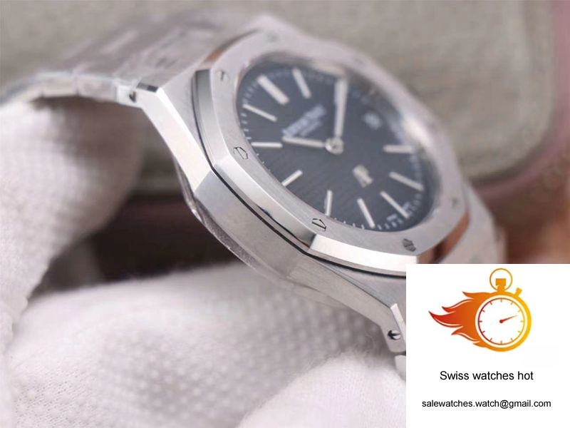 Audemars Piguet Royal Oak Jumbo Extra-Thin 15202ST.OO.1240ST.01 ZF Factory Blue Dial 6 Audemars Piguet Royal Oak Jumbo Extra-Thin 15202ST.OO.1240ST.01 ZF Factory Blue Dial 6