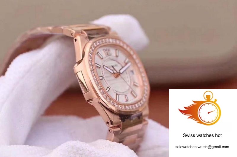 Patek Philippe Nautilus Ladies 7010/1R-011 Silver Dial 6 Patek Philippe Nautilus Ladies 7010/1R-011 Silver Dial 6