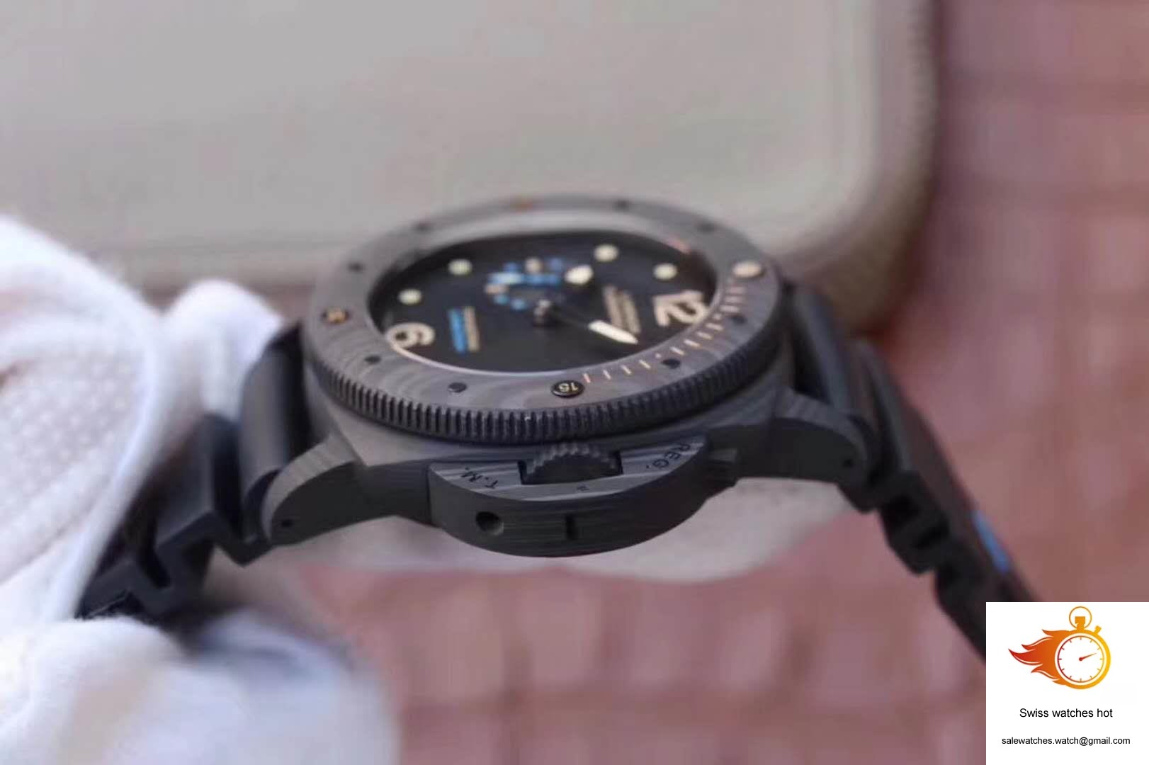 Panerai Luminor Submersible 1950 PAM616 VS Factory Black Dial 6 Panerai Luminor Submersible 1950 PAM616 VS Factory Black Dial 6