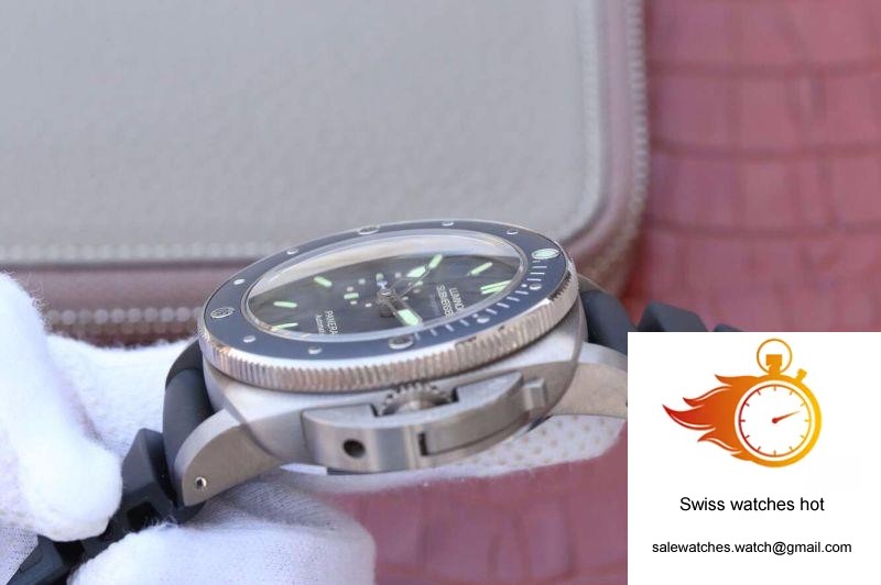 Panerai Luminor Submersible 1950 Amagnetic 3 Days PAM389 VS Factory V2 Black Dial 6 Panerai Luminor Submersible 1950 Amagnetic 3 Days PAM389 VS Factory V2 Black Dial 6