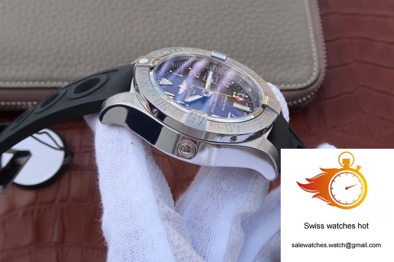 Breitling Avenger II A3239011/BC34/170A GF Factory Black Dial 6 Breitling Avenger II A3239011/BC34/170A GF Factory Black Dial 6