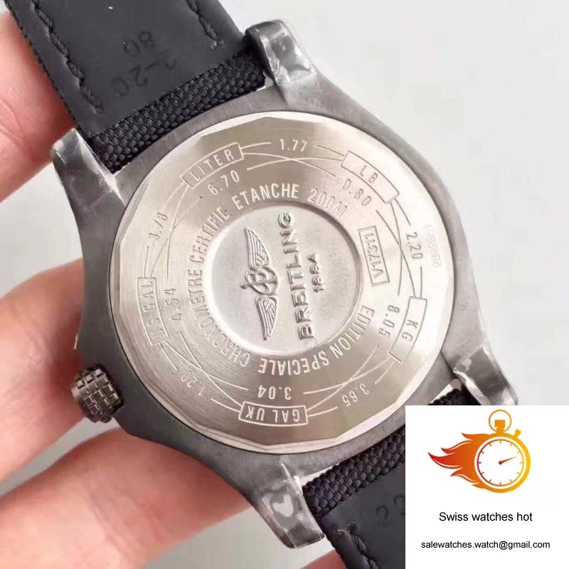 Breitling Avenger Blackbird 44 V1731110/BD74/109W/M20BASA.1 GF Factory Black Dial 7 Breitling Avenger Blackbird 44 V1731110/BD74/109W/M20BASA.1 GF Factory Black Dial 7