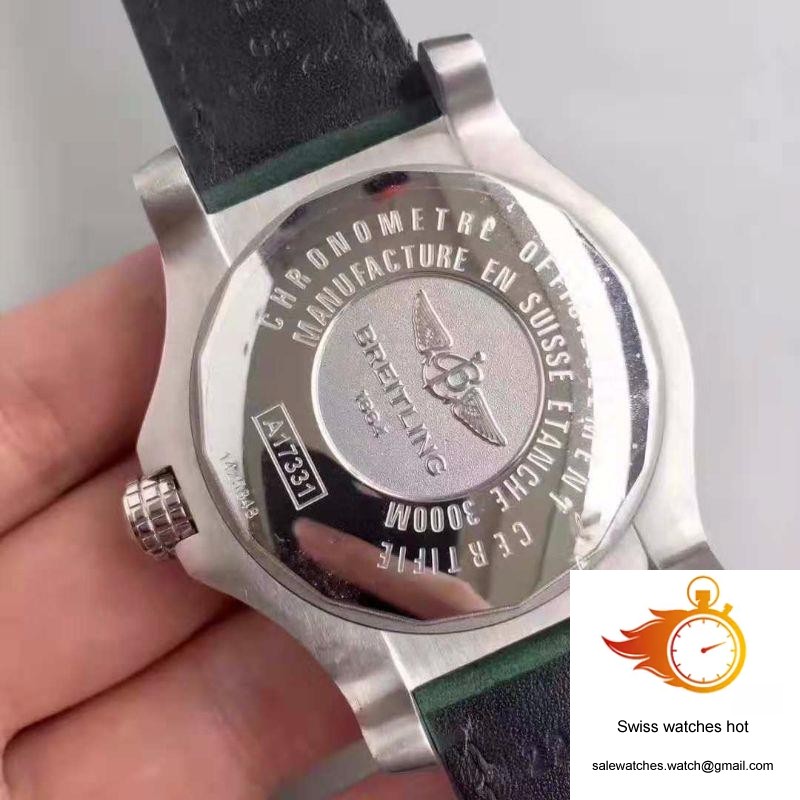 Breitling Avenger II Seawolf A1733110/BC30/435X/A20BASA.1 Green Leather Strap GF Factory Black Dial 7 Breitling Avenger II Seawolf A1733110/BC30/435X/A20BASA.1 Green Leather Strap GF Factory Black Dial 7