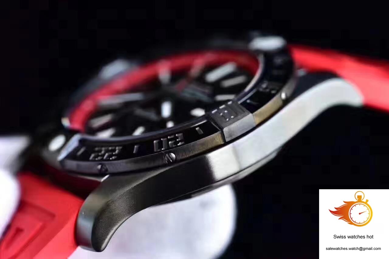 Breitling Avenger II GMT A3239011/BC35/433X/A20BA.1 GF Factory Black Dial 7 Breitling Avenger II GMT A3239011/BC35/433X/A20BA.1 GF Factory Black Dial 7