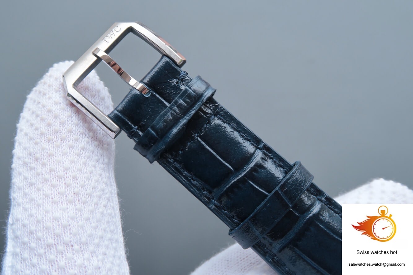 IWC Portugieser IW544401 YL Factory Blue Dial 8 IWC Portugieser IW544401 YL Factory Blue Dial 8