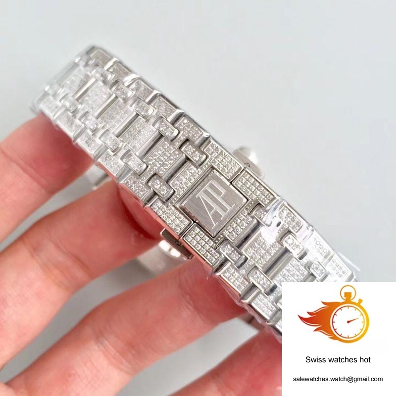 Audemars Piguet Royal Oak 15400.OR Full Diamond White Dial 8 Audemars Piguet Royal Oak 15400.OR Full Diamond White Dial 8