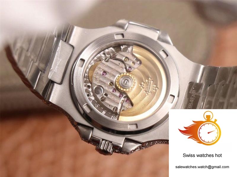 Patek Philippe Nautilus 5719-10G 40mm R8 Factory 5711-1A Dial 8 Patek Philippe Nautilus 5719-10G 40mm R8 Factory 5711-1A Dial 8