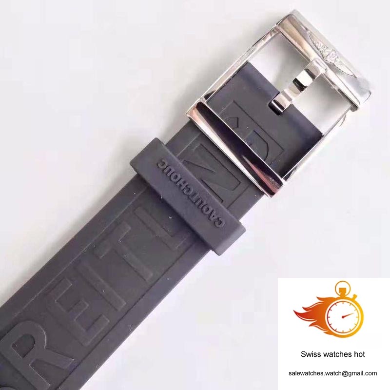Breitling Avenger II GMT A3239011/BC35/152S GF Factory Black Dial 8 Breitling Avenger II GMT A3239011/BC35/152S GF Factory Black Dial 8
