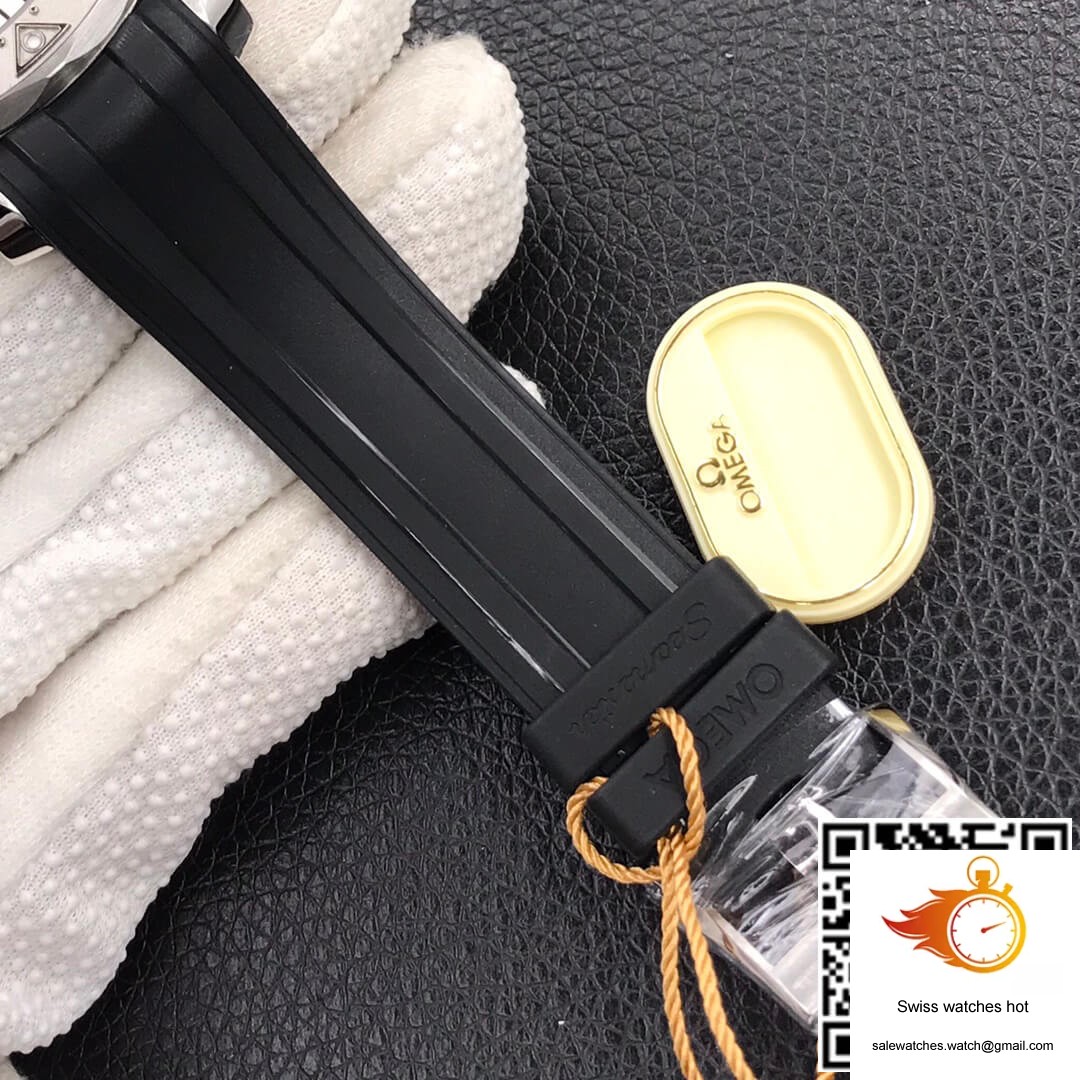 Omega Seamaster Diver 300M 210.32.42.20.01.002 VS Factory Rubber Strap 8 Omega Seamaster Diver 300M 210.32.42.20.01.002 VS Factory Rubber Strap 8