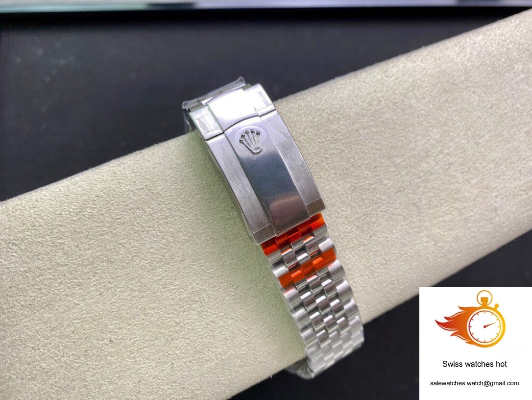 Rolex Datejust M126284RBR-0013 EW Factory Diamond-set Bezel 9 Rolex Datejust M126284RBR-0013 EW Factory Diamond-set Bezel 9