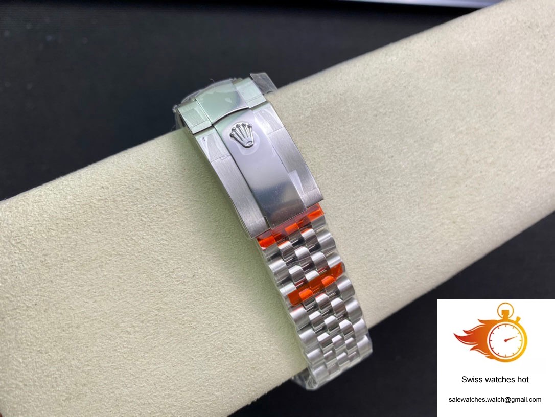 Rolex Datejust M126300-0012 EW Factory Stainless Steel 9 Rolex Datejust M126300-0012 EW Factory Stainless Steel 9