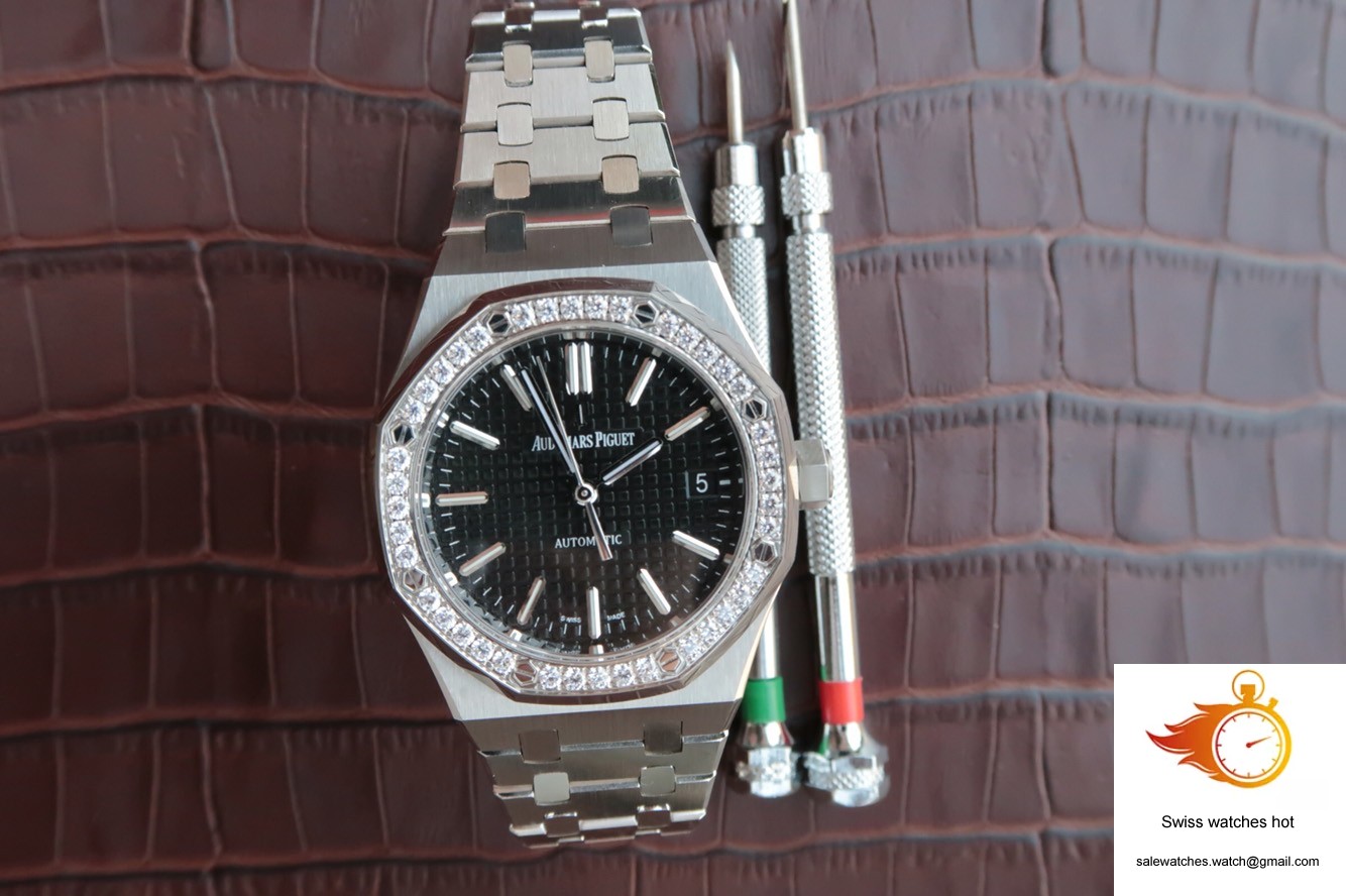 Audemars Piguet Royal Oak 15400/15450 Couple Watch JF Factory Black Dial 9 Audemars Piguet Royal Oak 15400/15450 Couple Watch JF Factory Black Dial 9
