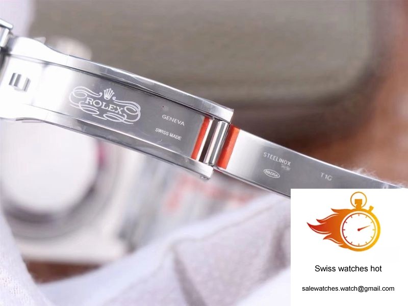 Omega Seamaster 215.30.40.20.04.001 Planet Ocean 600M VS Factory White Dial 9 Omega Seamaster 215.30.40.20.04.001 Planet Ocean 600M VS Factory White Dial 9