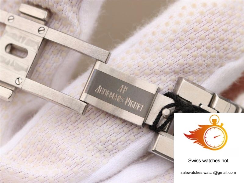 Audemars Piguet Royal Oak Chronograph 26331ST.OO.1220ST White Dial OM Factory 9 Audemars Piguet Royal Oak Chronograph 26331ST.OO.1220ST White Dial OM Factory 9