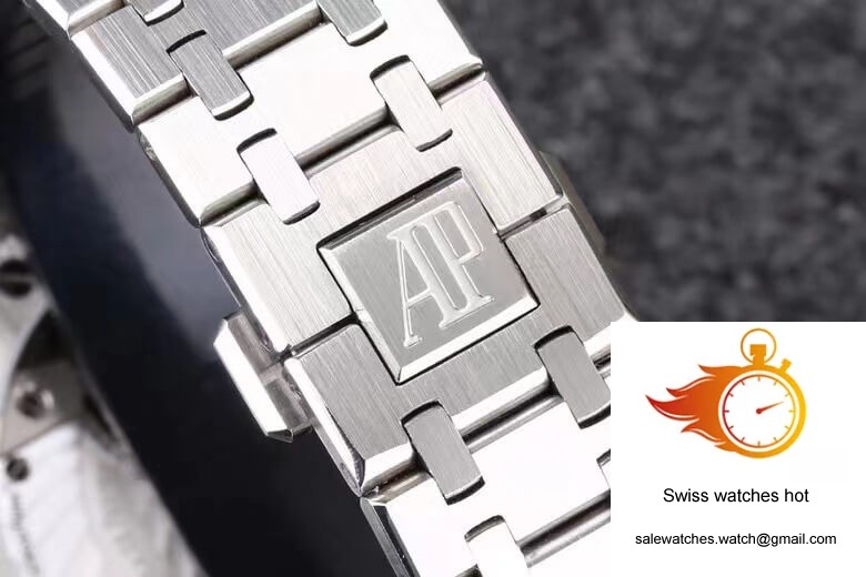 Audemars Piguet Royal Oak Tourbillon 26521BC.ZZ.1220BC.01 R8 Factory Diamond-set Bezel 9 Audemars Piguet Royal Oak Tourbillon 26521BC.ZZ.1220BC.01 R8 Factory Diamond-set Bezel 9