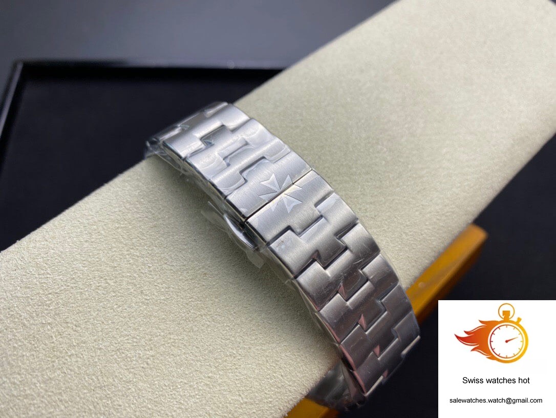 Vacheron Constantin Overseas 4500V/110A-B128 8F Factory Stainless Steel 9 Vacheron Constantin Overseas 4500V/110A-B128 8F Factory Stainless Steel 9