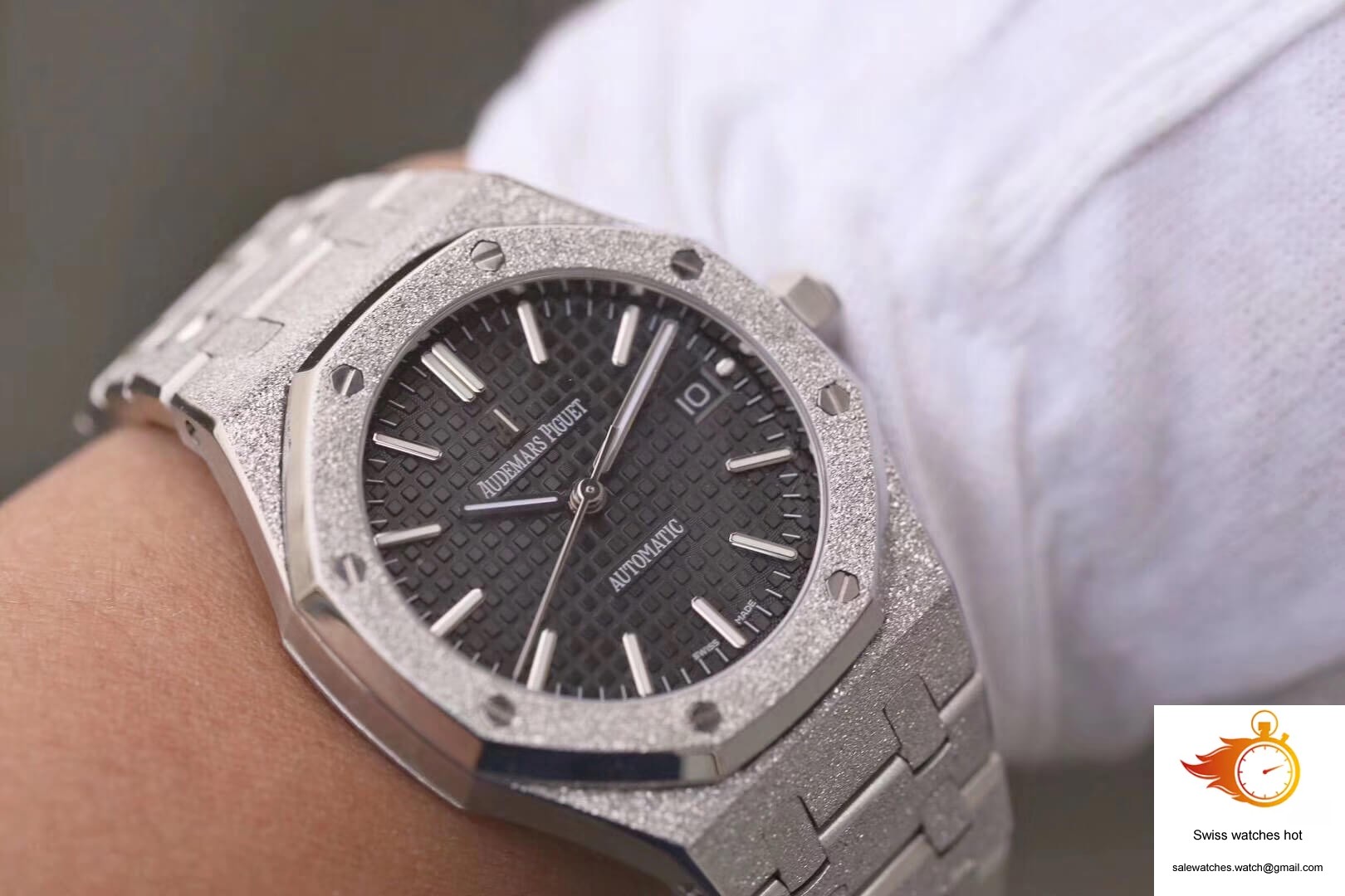 Audemars Piguet Royal Oak 15454BC.GG.1259BC.01 JH Factory Black Dial 9 Audemars Piguet Royal Oak 15454BC.GG.1259BC.01 JH Factory Black Dial 9