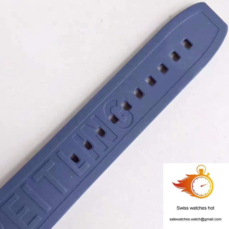 Breitling Avenger II GMT A3239011/BC35/170A GF Factory Blue Dial 9 Breitling Avenger II GMT A3239011/BC35/170A GF Factory Blue Dial 9